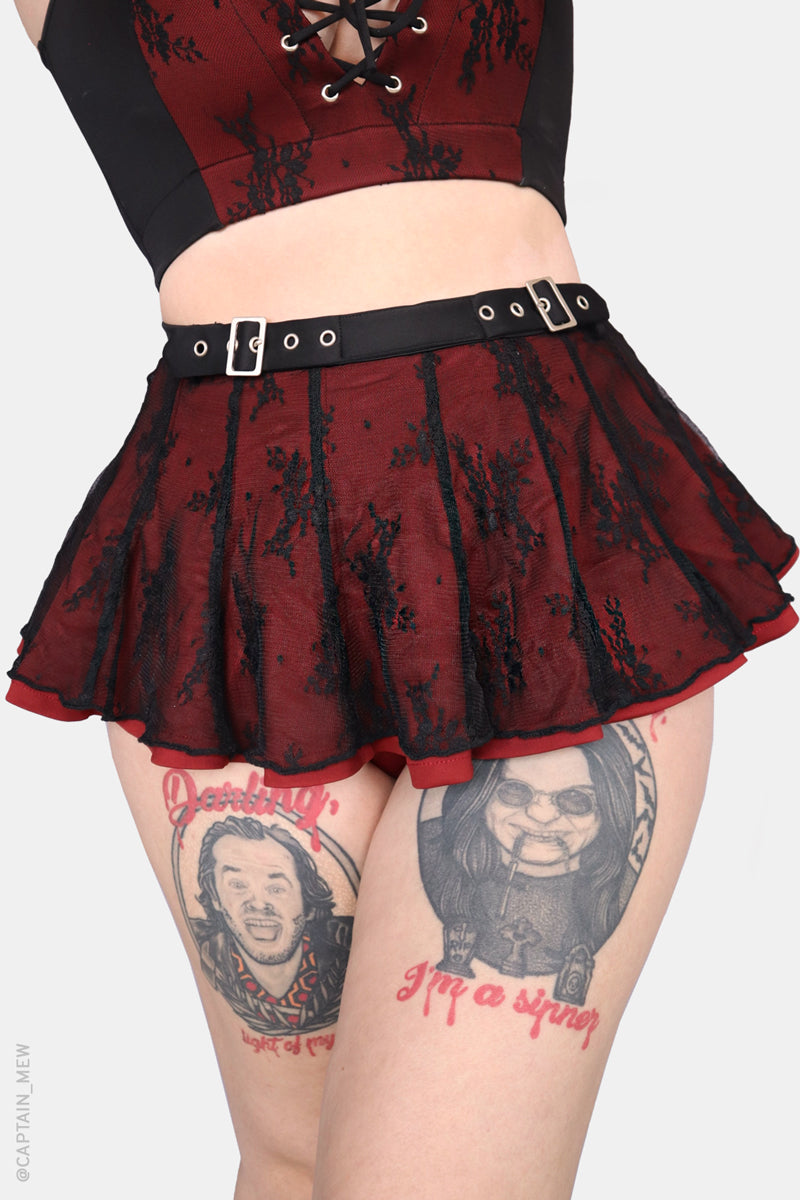 Vampire's Kiss – Forest Ink